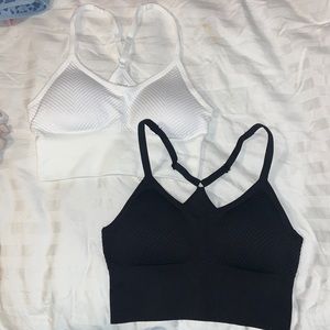 Sports bra/ top